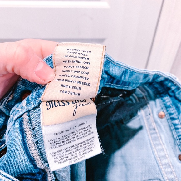 Miss Me Jeans RARE with embellished pockets Bootcut Flare Fit - Picture 12 of 13